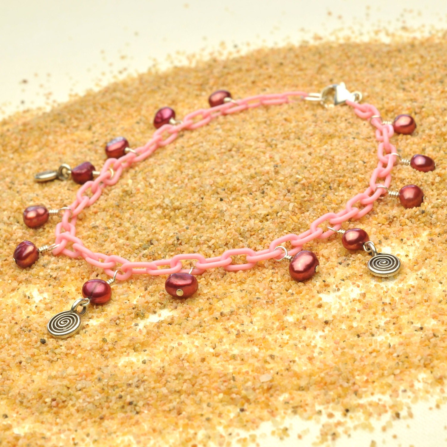 Rosa Fußkettchen Mit Perlen Und Spiralen von Bungalow42