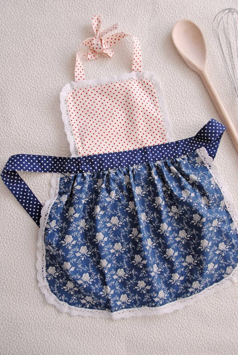 Niedliche Schürzen - Kinderschürzen Handgemachte Schürze Für Mädchen Geburtstagsgeschenk 2-Jährige Niedliche Schürzen - Kinderschürzen Handgemachte Schürze Für Mädchen Geburtstagsgeschenk 2-Jährige von BunnyStreetCom