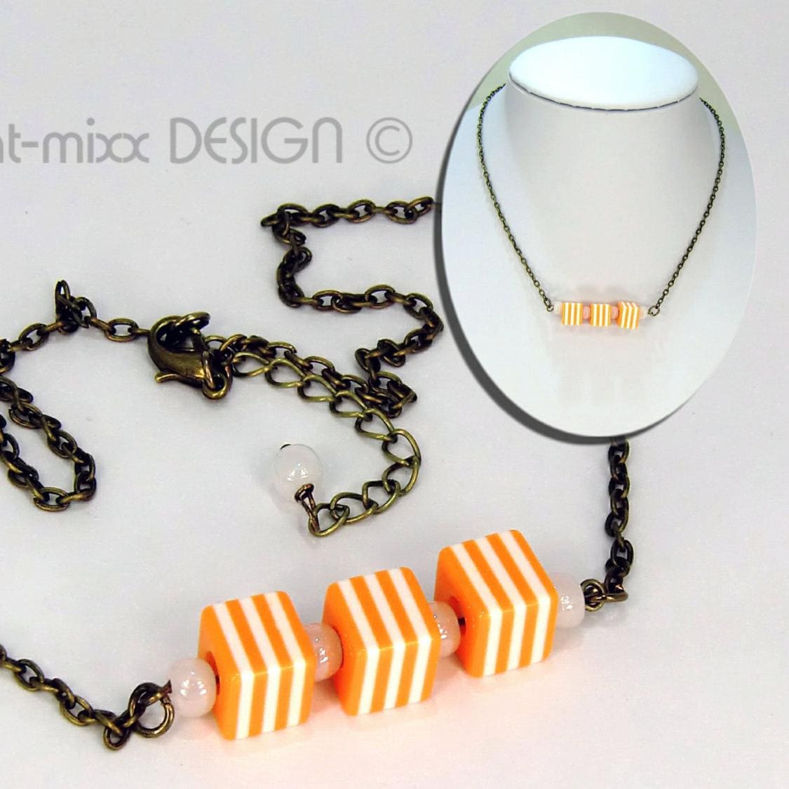 Kette Würfel Orange Weiß Bronzefarben Modeschmuck Vintage-Look Sommer, Perlensteg Würfelperlen, Made By Buntmixxdesign Kette Würfel Orange Weiß Bronzefarben Modeschmuck Vintage-Look Sommer, Perlensteg Würfelperlen, Made By Buntmixxdesign von BuntMixxDesign