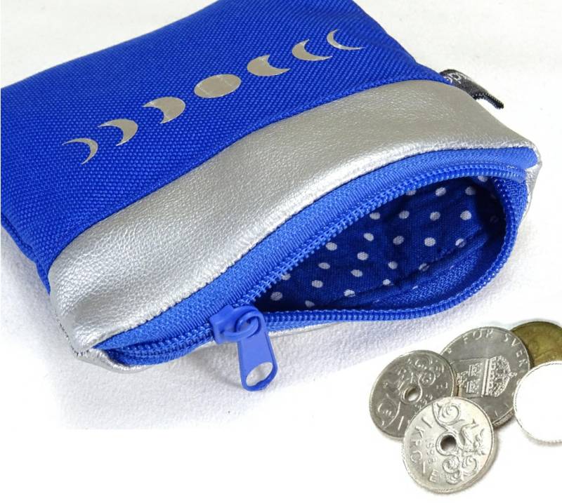 Mini Portemonnaie Täschchen Royalblau Kunstleder Silberfarben Mondphasen Glitzernd, Kabel Airtag Airpods, Handmade By Buntmixxdesign © von BuntMixxDesign
