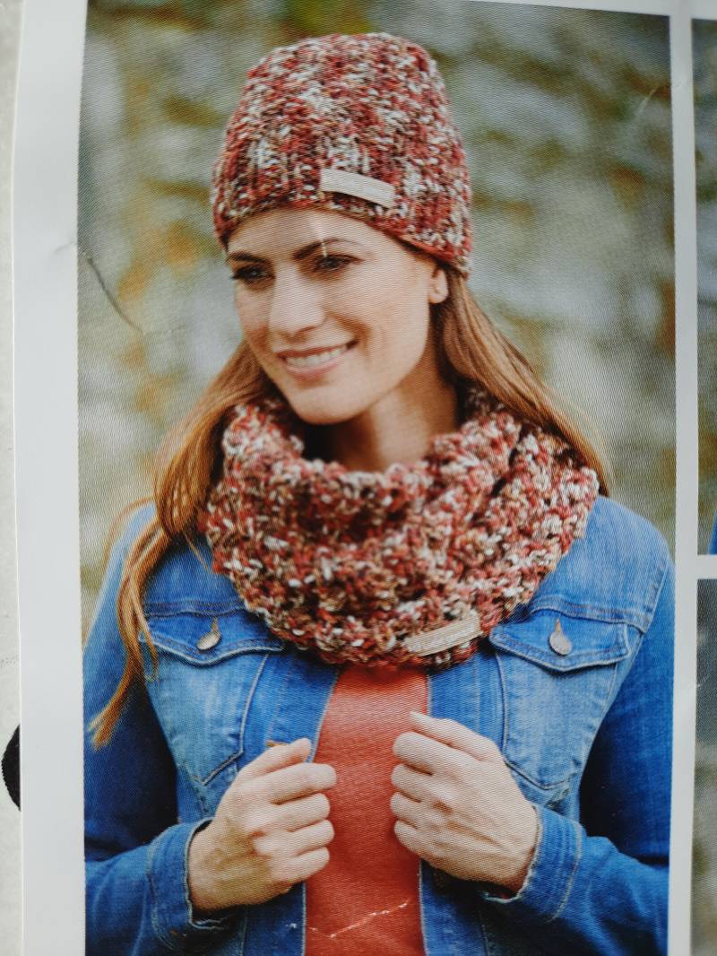 Handgestrickte Mütze U. Loop Schal, Herbst Color Handgestrickte Mütze U. Loop Schal, Herbst Color von BunteFaedenbyCarola