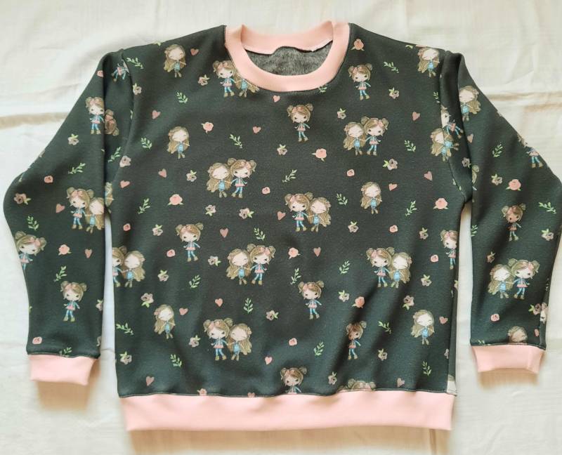 Mädchen-Sweatshirt "Happy Girls" Aus Alpenfleece in 4 Größe | 128-146 von BunteFaedenbyCarola