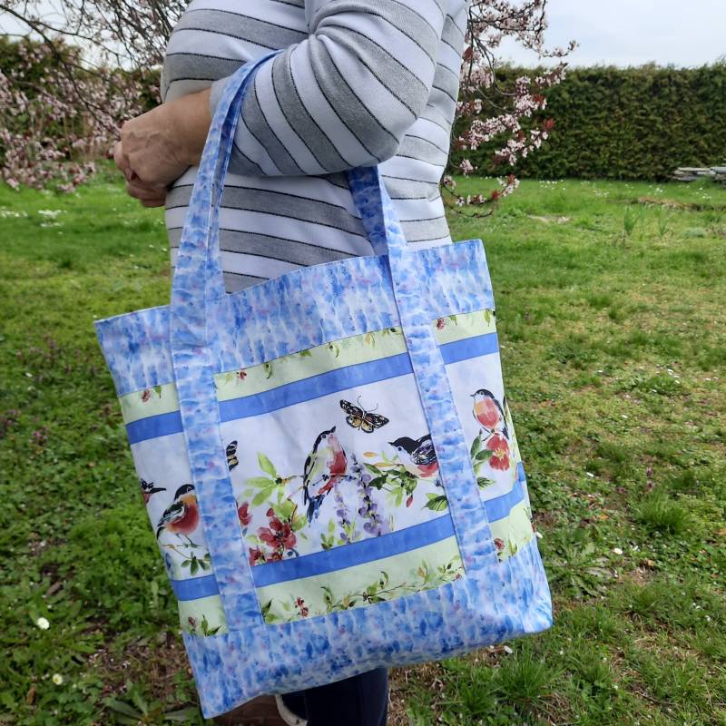 Tote Bag, Shopping Bag 42x43 cm , Einkaufstasche Mit Futter, Baumwolle von BunteFaedenbyCarola