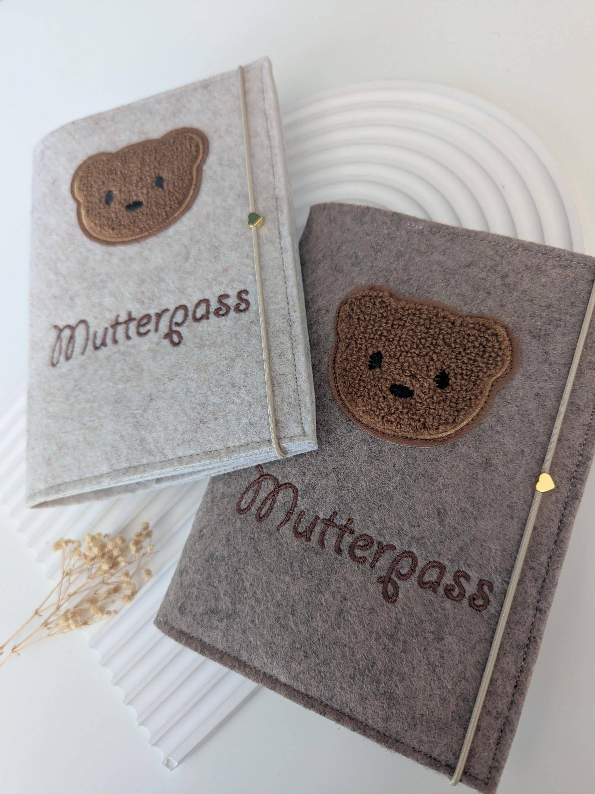 Personalisierte Mutterpasshülle Aus Filz, Mutterpasshülle, Mutterpass Personalisierte Mutterpasshülle Aus Filz, Mutterpasshülle, Mutterpass von BuntesStuebchen