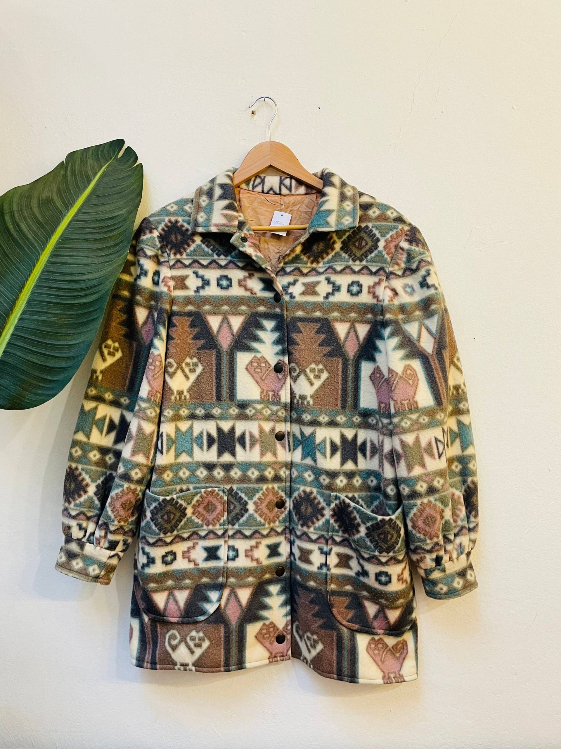 Handgemachter Vintage Fleece Mantel, Grösse M/L Handgemachter Vintage Fleece Mantel, Grösse M/L von Buntvintageclothing