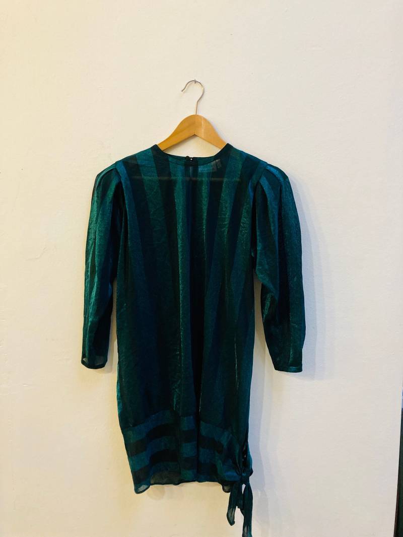 Transparentes Vintage Kleid, Samt, Größe 36 Transparentes Vintage Kleid, Samt, Größe 36 von Buntvintageclothing