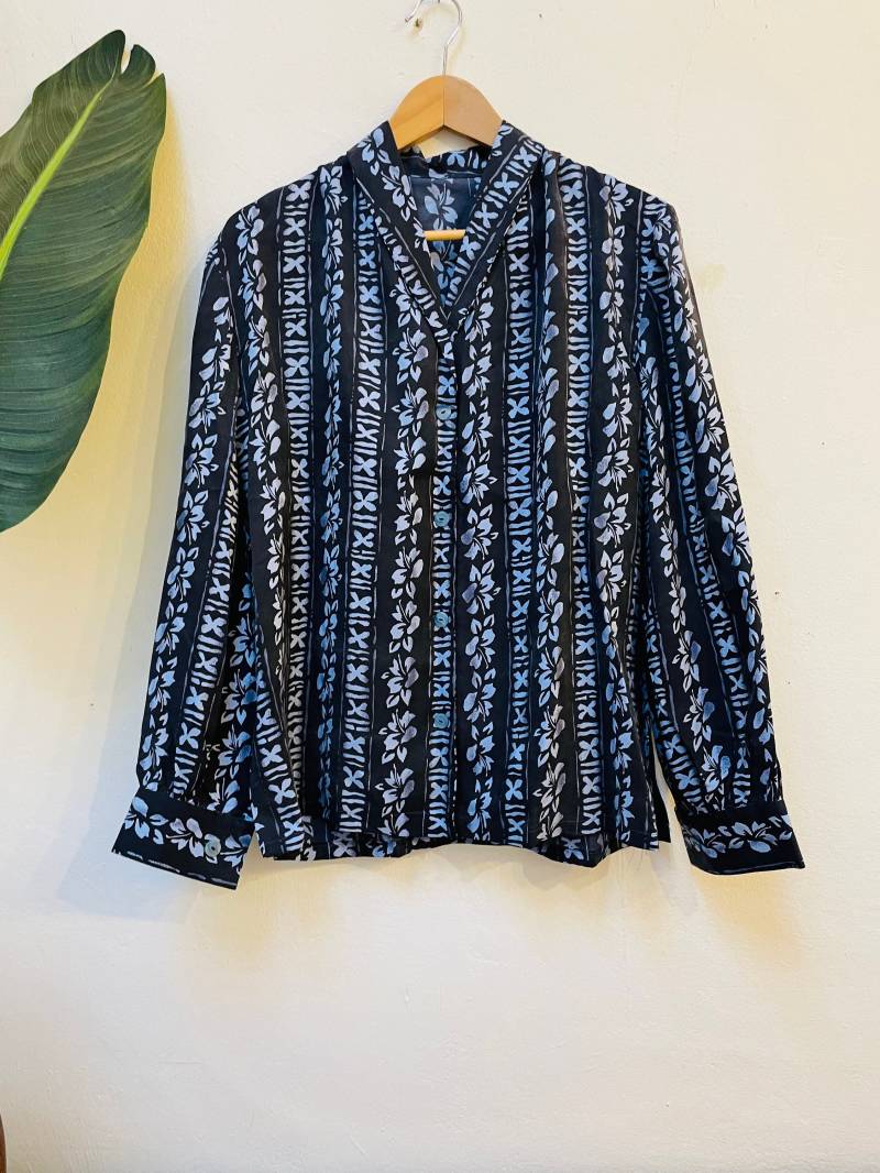 Vintage Bluse, Größe L, Handarbeit Vintage Bluse, Größe L, Handarbeit von Buntvintageclothing