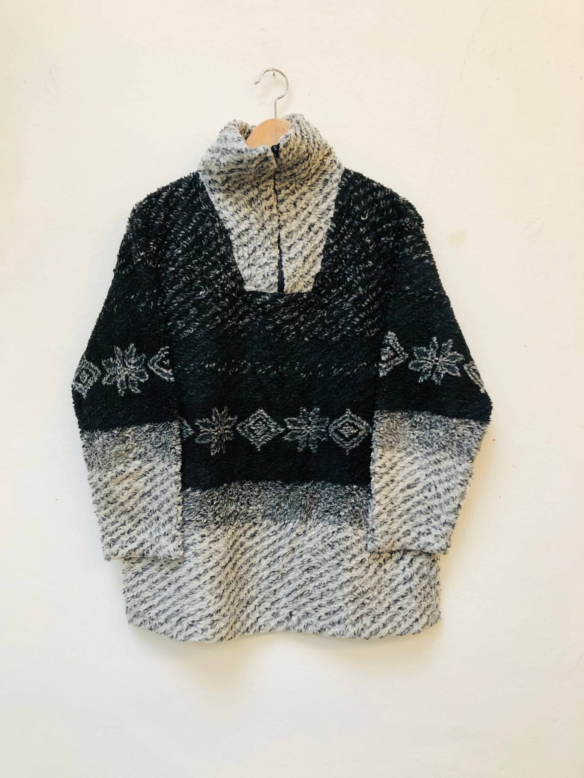 Vintage Fleecepullover, Größe L von Buntvintageclothing