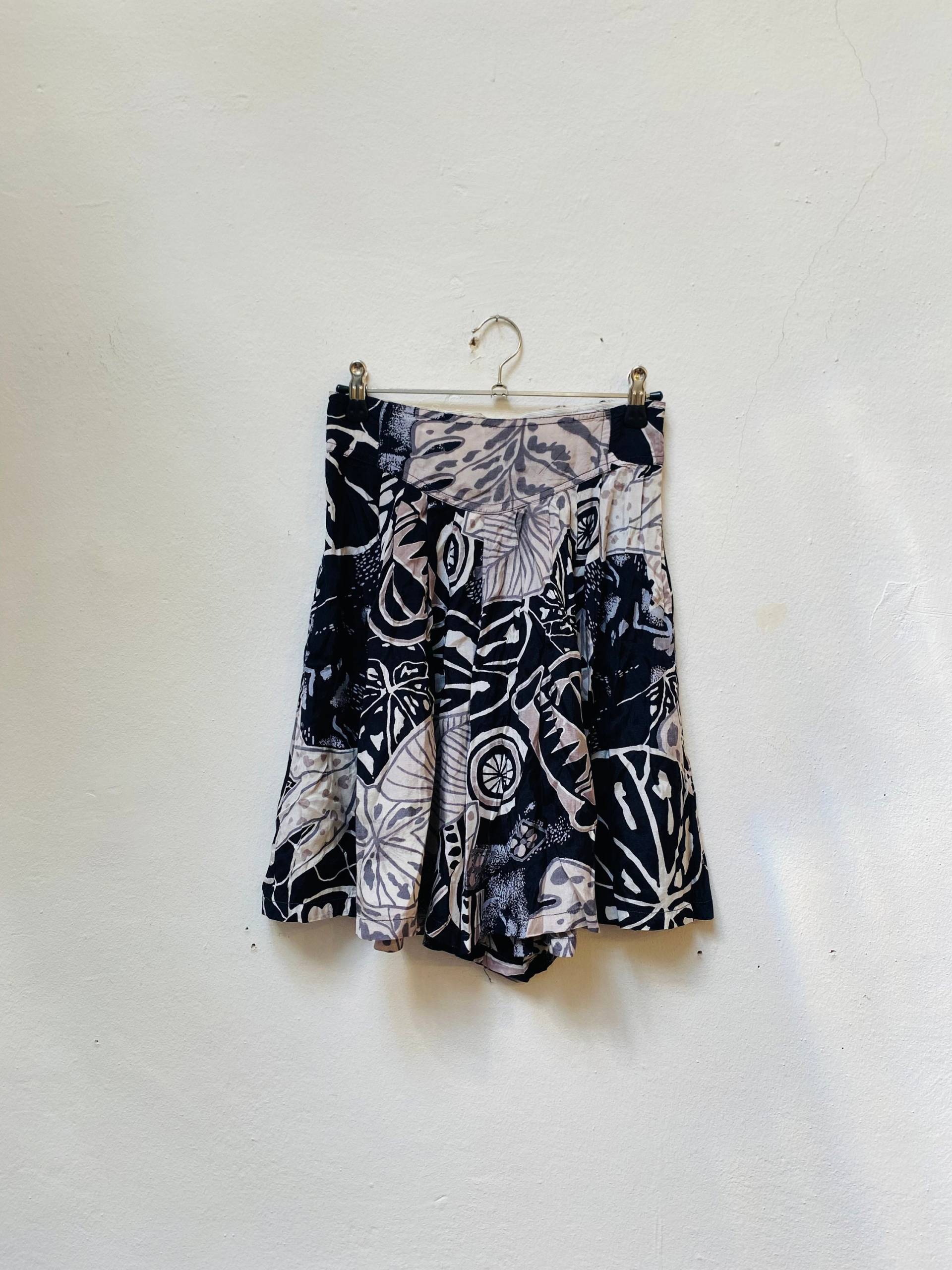 Vintage High Waist Shorts, Größe M, Viskose von Buntvintageclothing