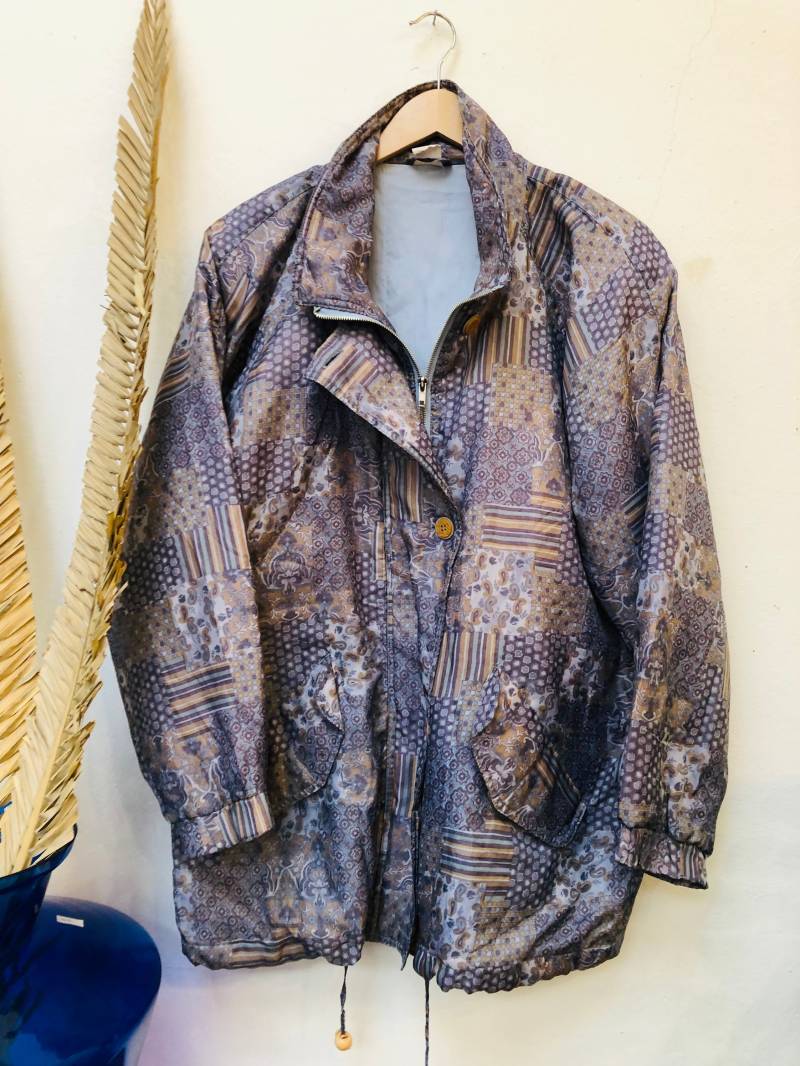 Vintage Oversized Damenjacke, Größe 42 von Buntvintageclothing