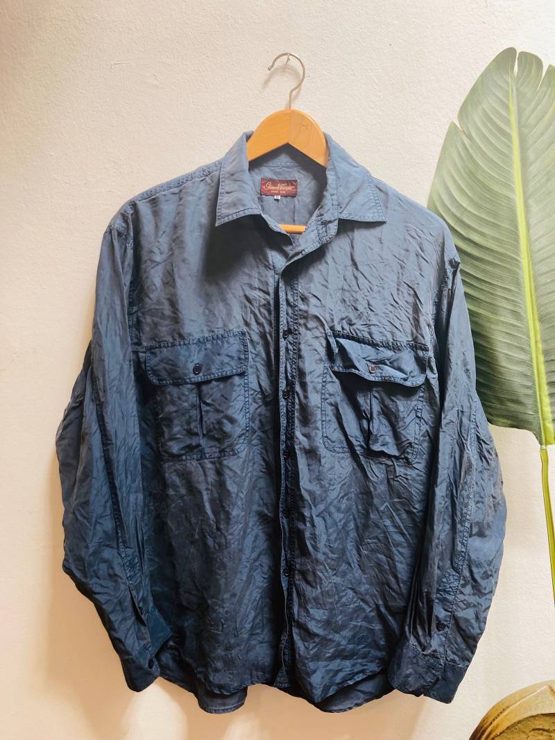Vintage Seiden Hemd, Grösse M Vintage Seiden Hemd, Grösse M von Buntvintageclothing
