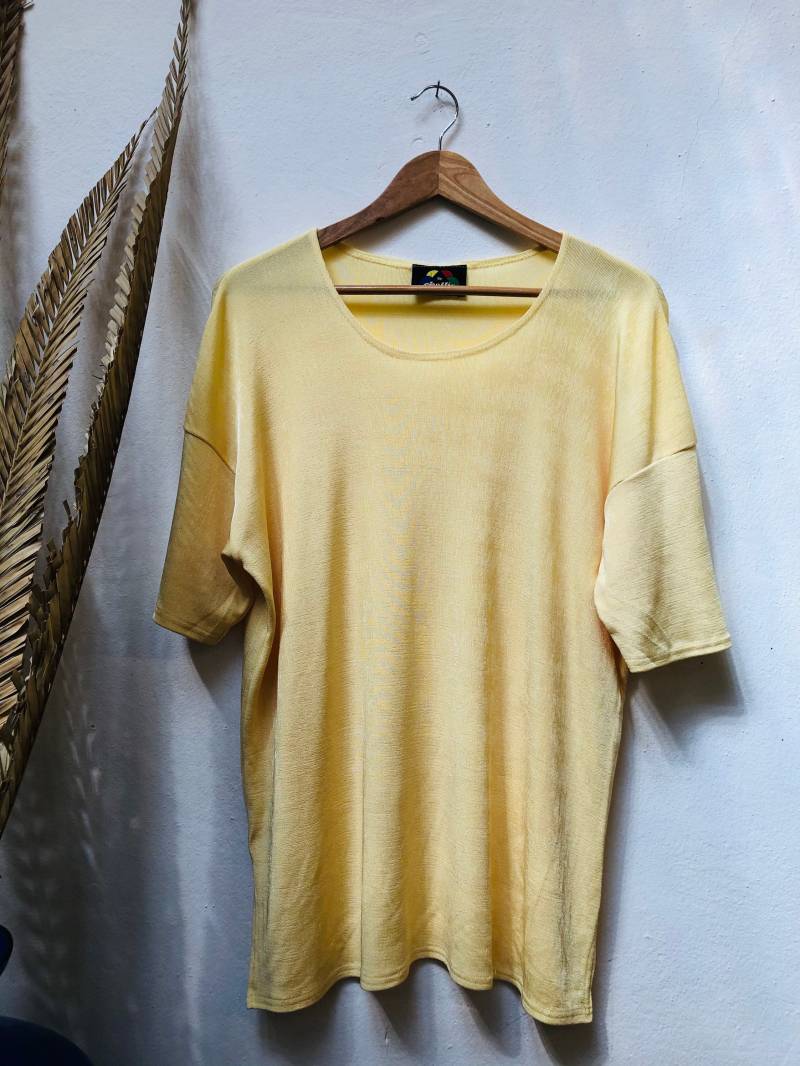 Vintage Übergroße Shirt, Größe L/xl, Gelb Vintage Übergroße Shirt, Größe L/xl, Gelb von Buntvintageclothing