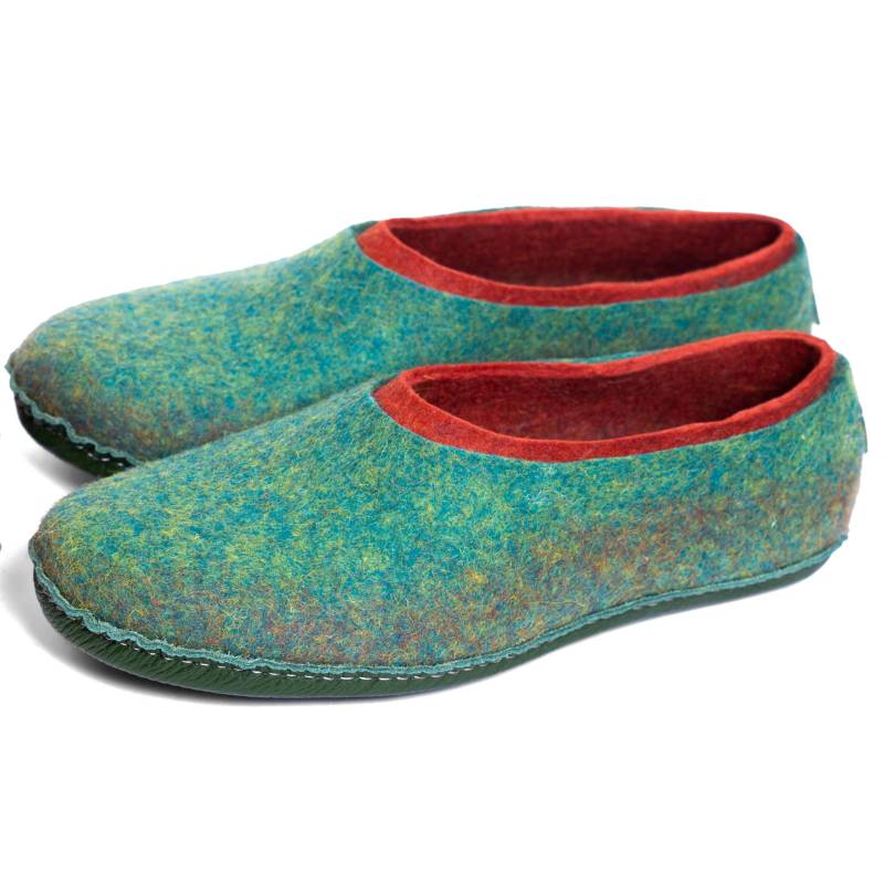 Handgefertigte Anpassbare Zweilagige Gefilzte Wollhausschuhe Für Männer - Personalisieren Sie Ihre Eigene Farbe von BureBureSlippers