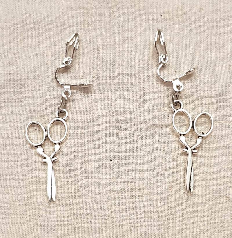 Ohrclip Schere, Retro Ohrschmuck Ohne Loch Clip Friseur Schneiderin Clips Ohrhänger Mit Scheren Silikon-Clip-Polster von BurgisKlunkerkiste
