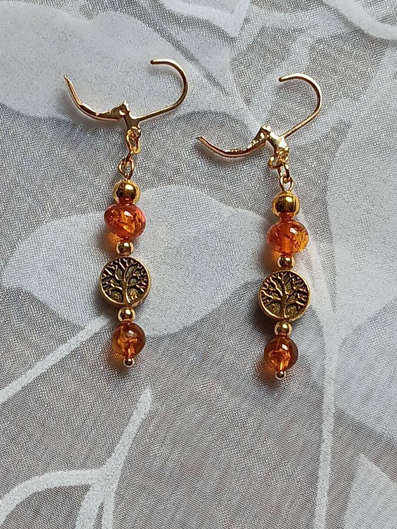 Ohrhänger Mit Lebensbaum, Lebensbaum Ohrschmuck, Bernsteinfarbige Perlen Und Vergoldet, Ohrschmuck von BurgisKlunkerkiste