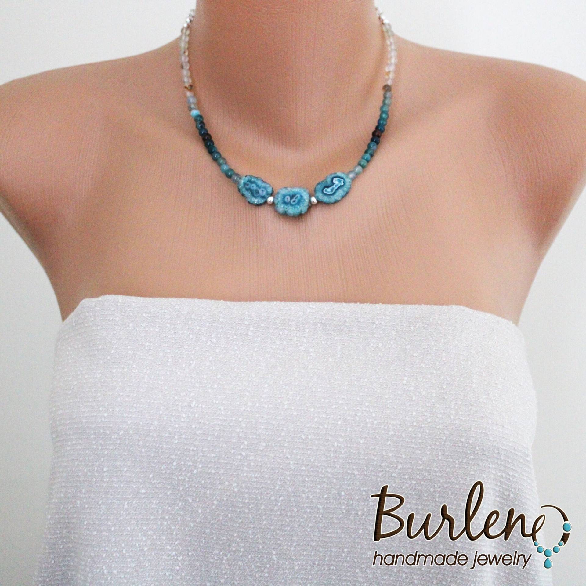 Perlenkette Mit Blauem Achat Und Sterlingsilber 925, Halbedelsteine Blaue Kette, Halskette Edelsteine Perlenkette Mit Blauem Achat Und Sterlingsilber 925, Halbedelsteine Blaue Kette, Halskette Edelsteine von Burleno