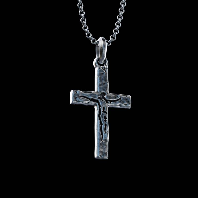 Personalisierter Geschnitzter Jesus-Kreuzanhänger, Handgemachter Kruzifix-Anhänger, Herrenhalskette Jesus-Kreuzanhänger Aus Oxidiertem Sterlingsilber von BurningShip