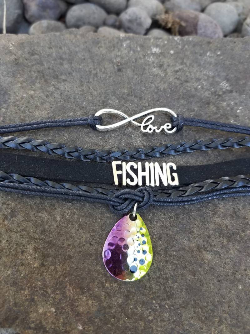 Manschettenarmband - Schwarz Love & Fishing Wort Charms Und Spinner Klingen Angeln Köder Charm Manschettenarmband - Schwarz Love & Fishing Wort Charms Und Spinner Klingen Angeln Köder Charm von BurntHeartDesigns