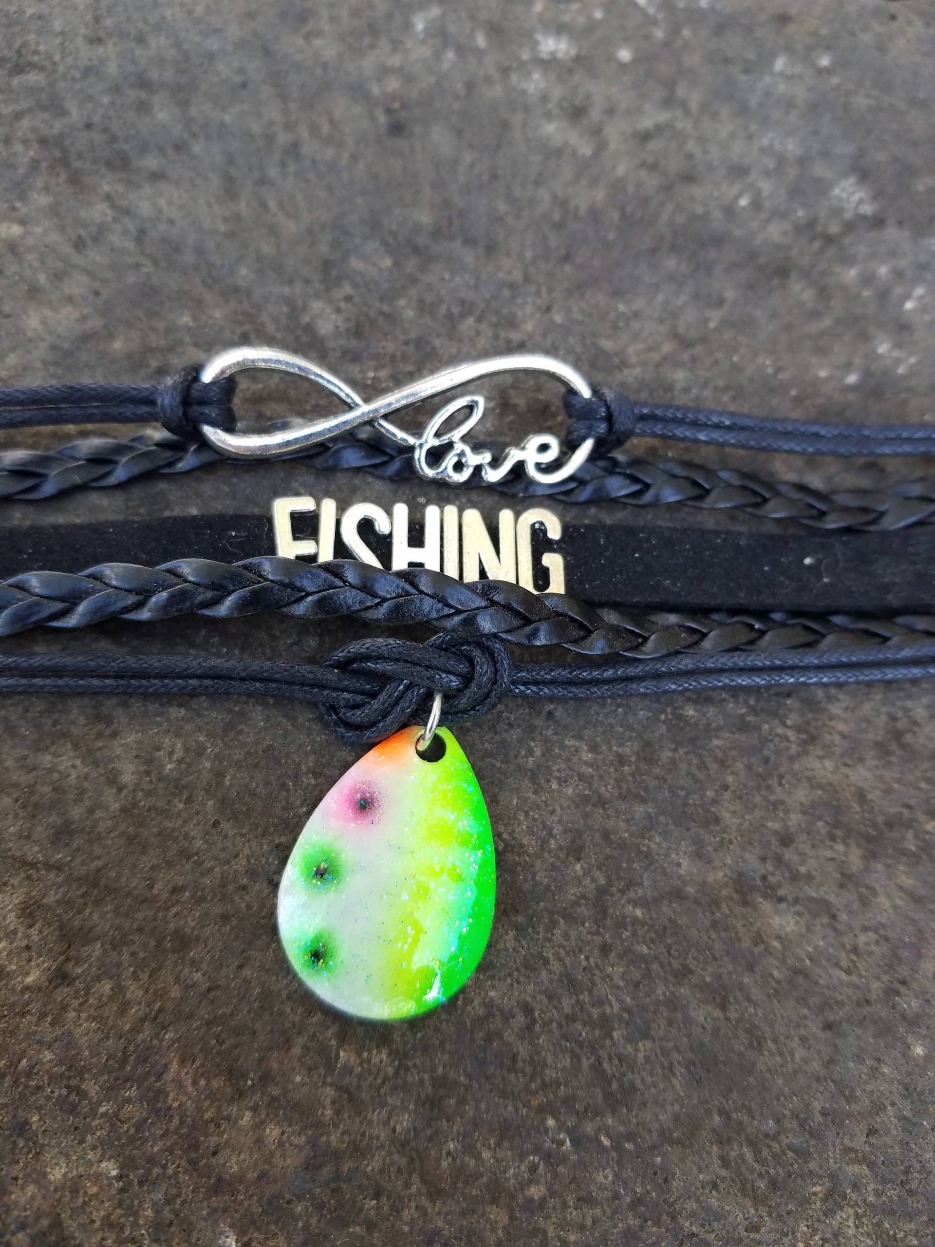 Manschettenarmband - Schwarz Love & Fishing Wort Charms Und Spinner Klingen Angeln Köder Charm Manschettenarmband - Schwarz Love & Fishing Wort Charms Und Spinner Klingen Angeln Köder Charm von BurntHeartDesigns