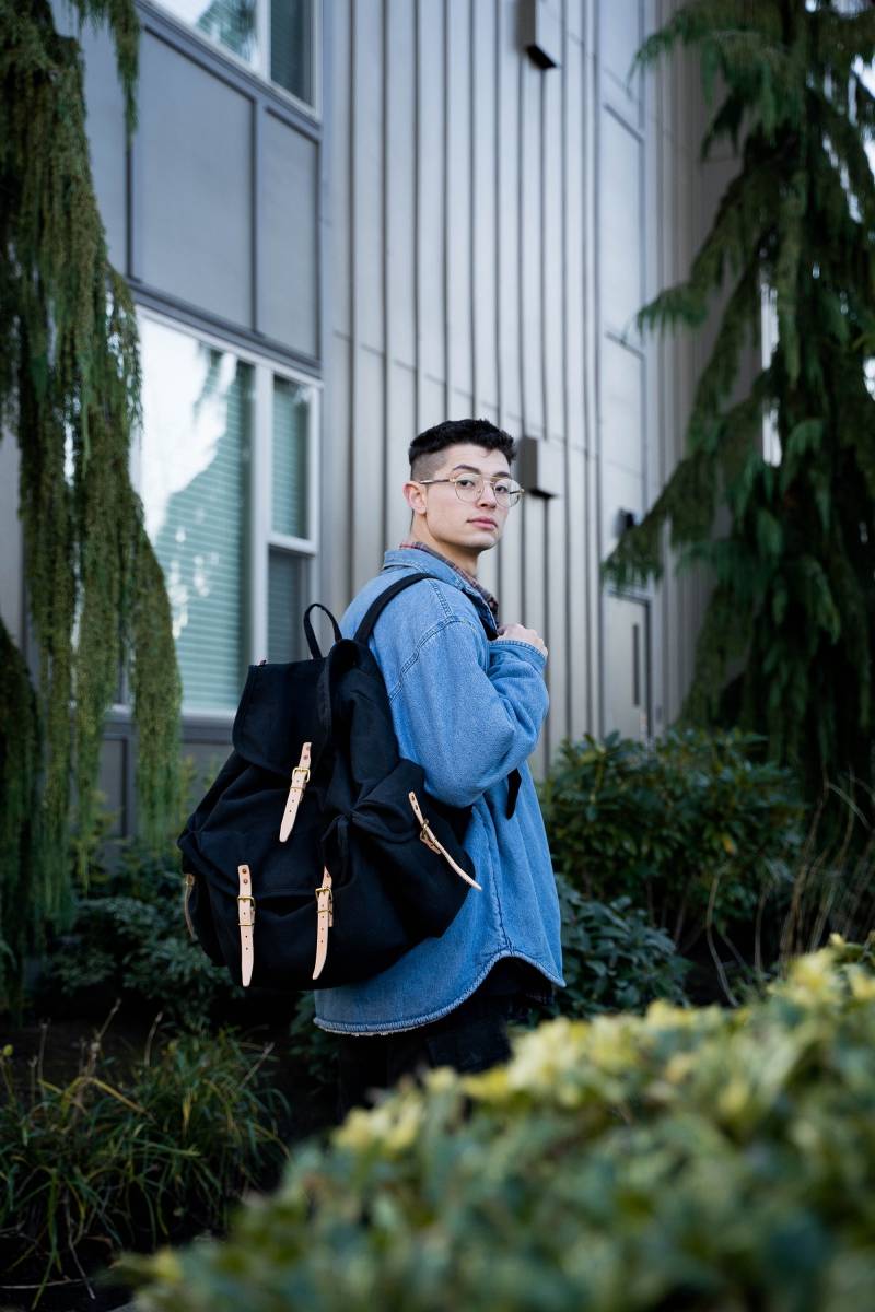 Black Day Rucksack, Große Tasche, Canvas Geldbörse von BurrowLeather