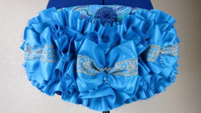 Hektik Größe Medium | Hüfte 38" von BustleButtBaby