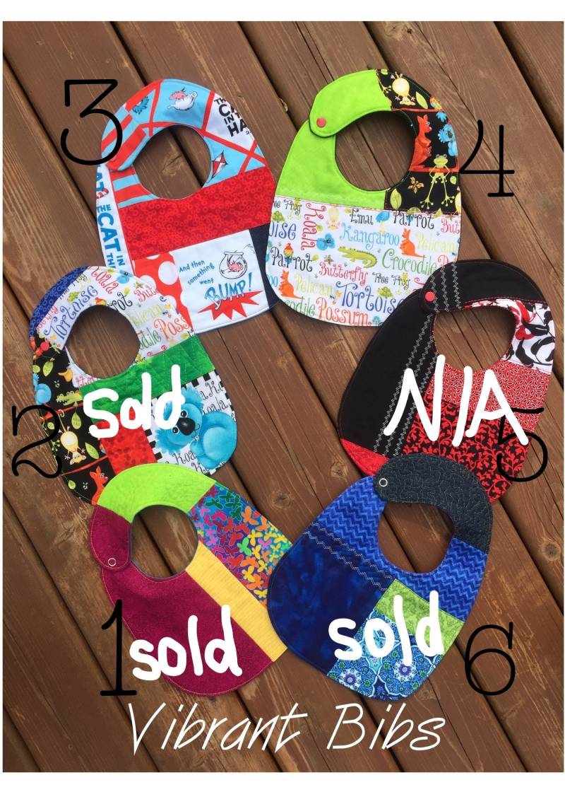 Verschiedene Lebendige Handgemachte Reversible Lätzchen von BusyPQuilts