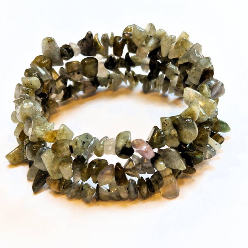Labradorit Armband Mit Polierten Nuggets in Verschiedenen Größen, Boho Damen Stretch Armreif, Festival Schmuck von ButterandBath