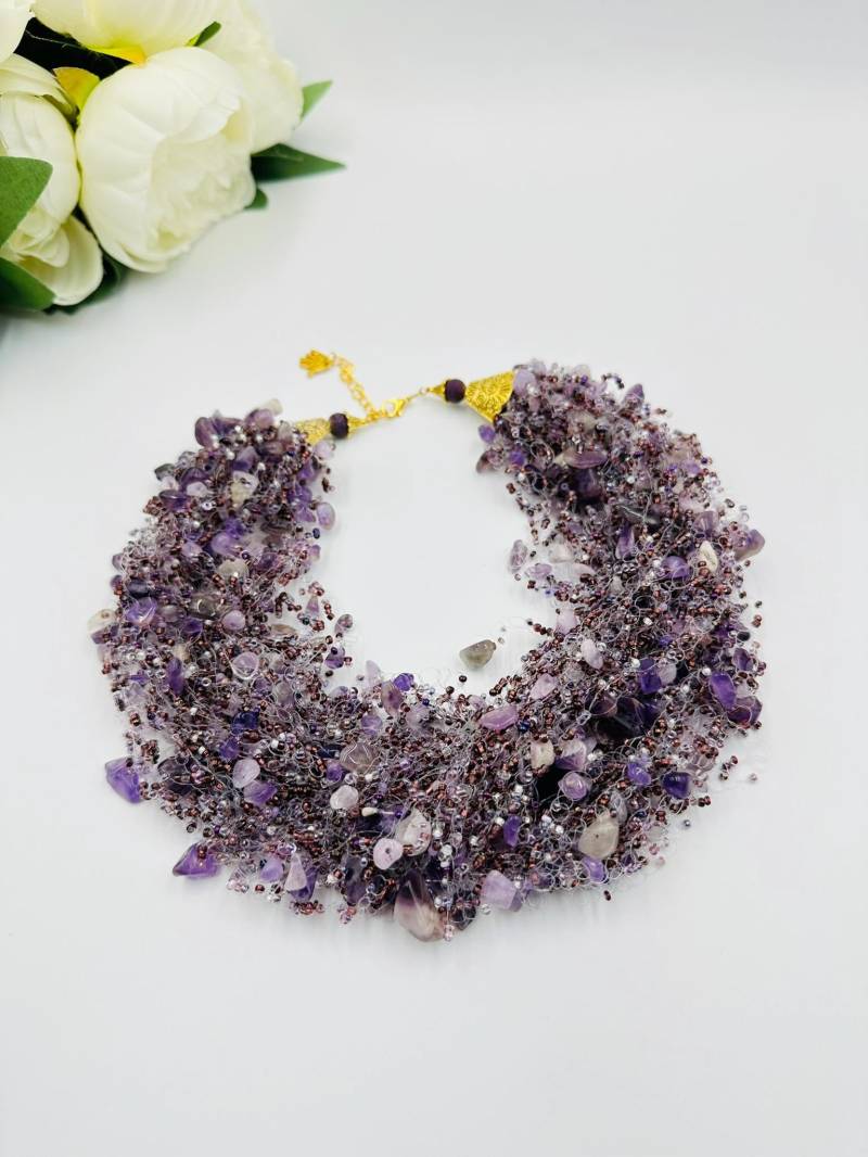Amethyst Halskette, Violet Dicke Gehäkelte Luftige Perlen Statement Multistrand Braut Halskette Amethyst Halskette, Violet Dicke Gehäkelte Luftige Perlen Statement Multistrand Braut Halskette von ButtercupGoods
