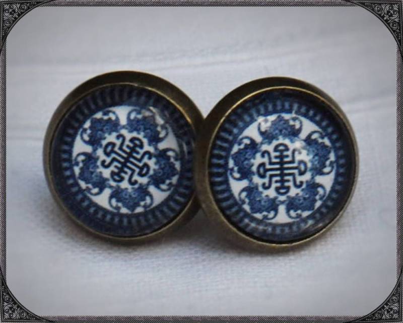 Blaue Ethno Cabochon Ohrstecker 1 von ButterflyLotusShop