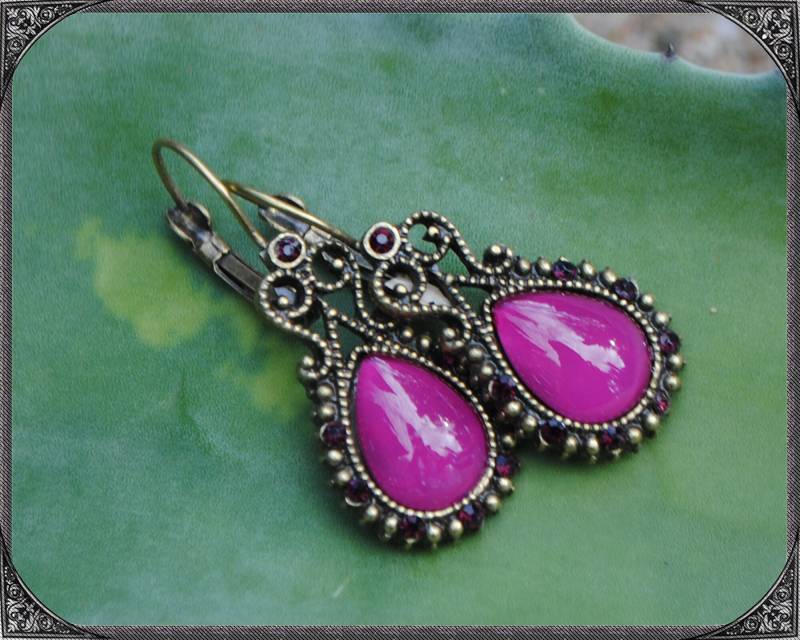 Glitzer Boho Ohrringe Teardrop Violett-Bronze von ButterflyLotusShop