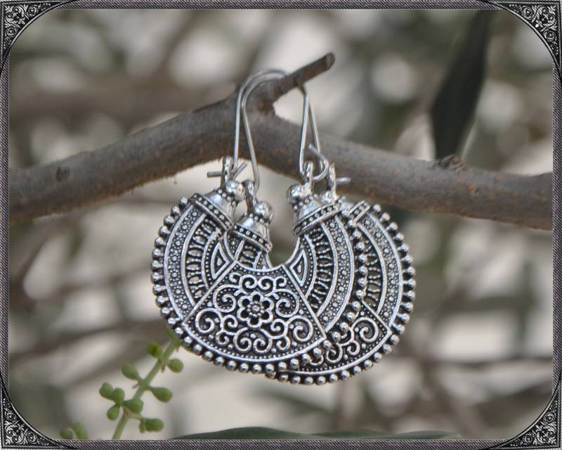 Silberfarbene Boho Creolen 5 von ButterflyLotusShop