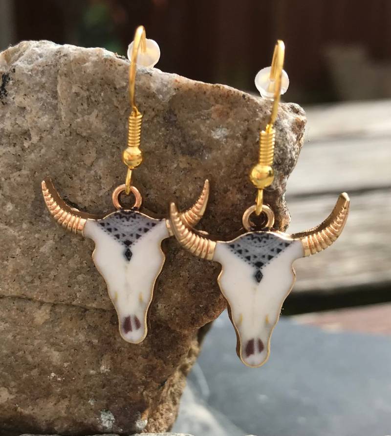 Emaille Kuh-Totenkopf Ohrringe Azteken Gemusterte Western Cowboy/Cowgirl Longhorn Country Und Schmuck von ButtonBraids