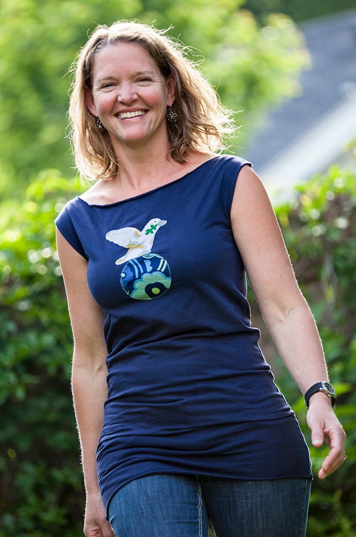 Friedenstaube T-Shirt Friedenstaube T-Shirt von ButtonByRya