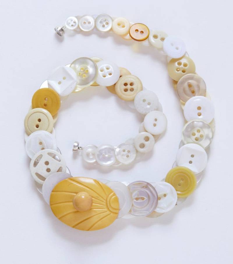 Land Der Mitternachtssonne Knopfkette Land Der Mitternachtssonne Knopfkette von ButtonByRya