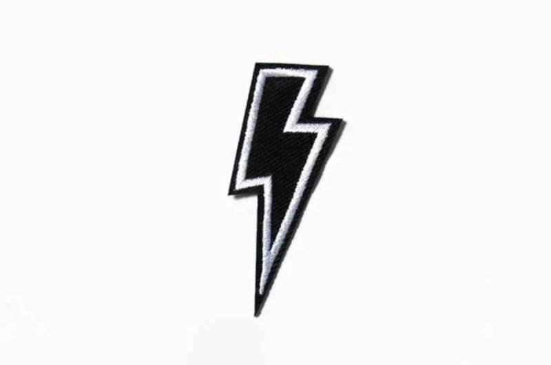 Donnerkeil Aufnäher Bolt Flash 3 cm X 7 Aufbügler Blitz Applikation Gesticktes Eisen Donnerkeil Aufnäher Bolt Flash 3 cm X 7 Aufbügler Blitz Applikation Gesticktes Eisen von ButtonCool