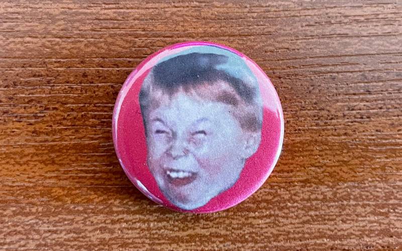 Roasted Kid Meme 1 Zoll Button Anstecker von ButtonMeme