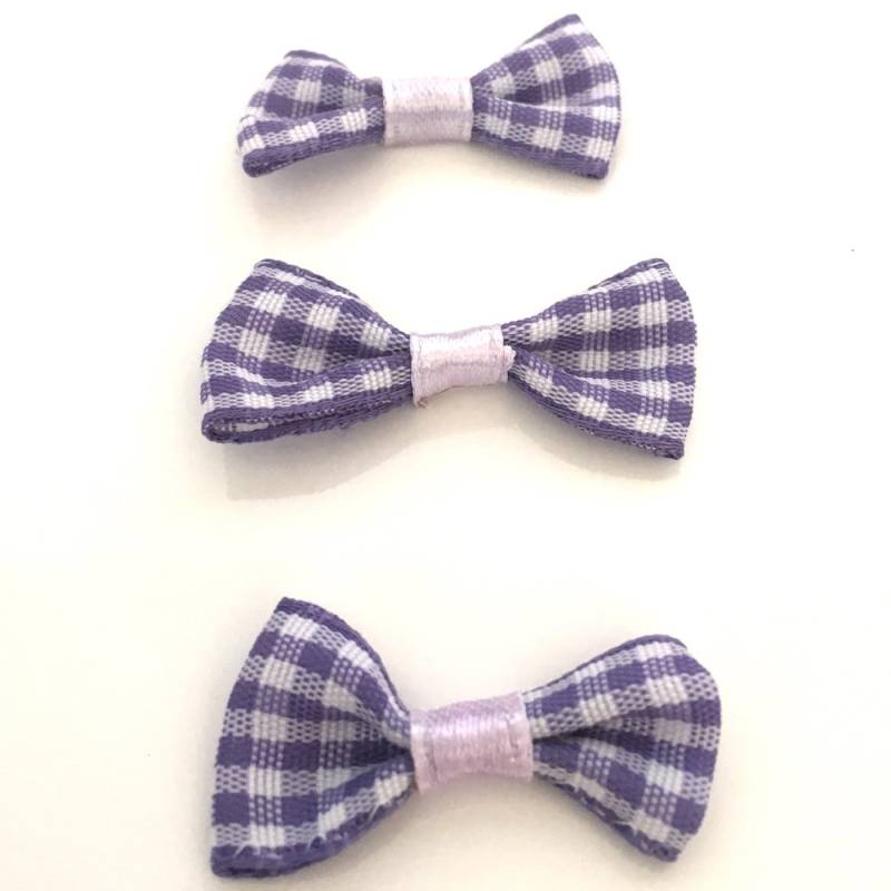 Fliederfarbene Vichy-Karo-Schleife 10 Wunderschöne Schleifenverzierungen von Buttonsheduk