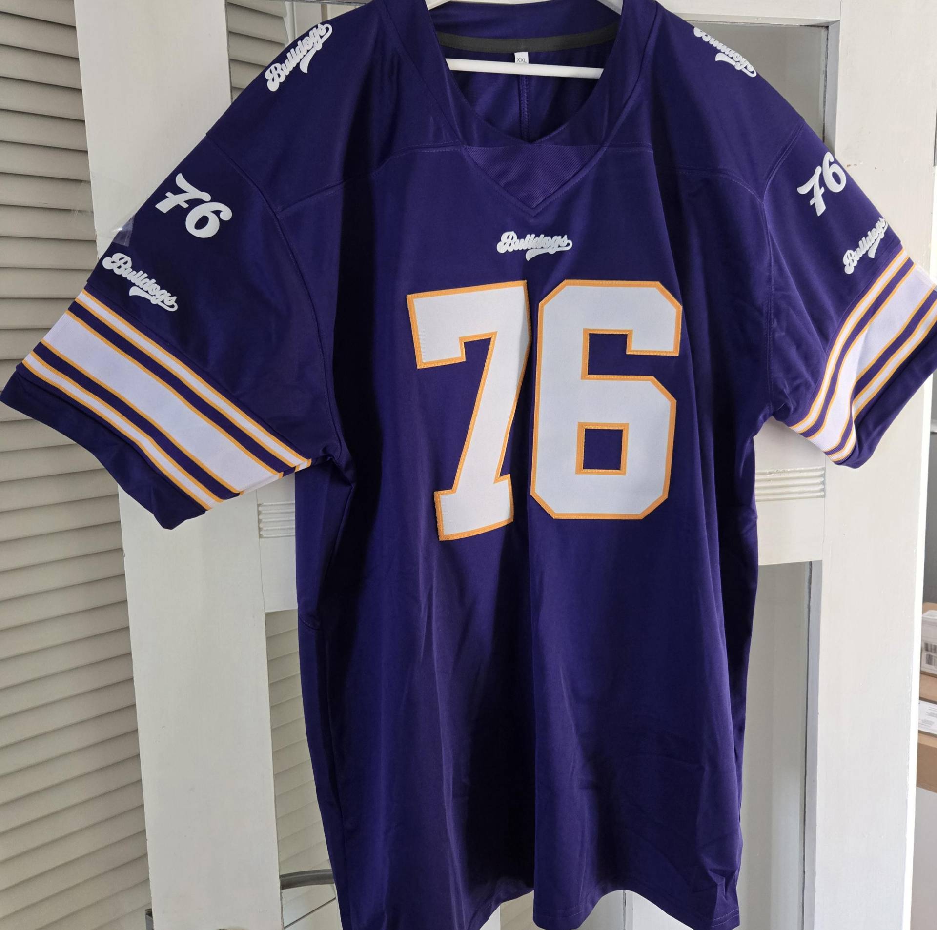 American Football Trikot Bulldogs Lila Weiß Xxl Polyester Sport Fitness Usa von Butzke76sports