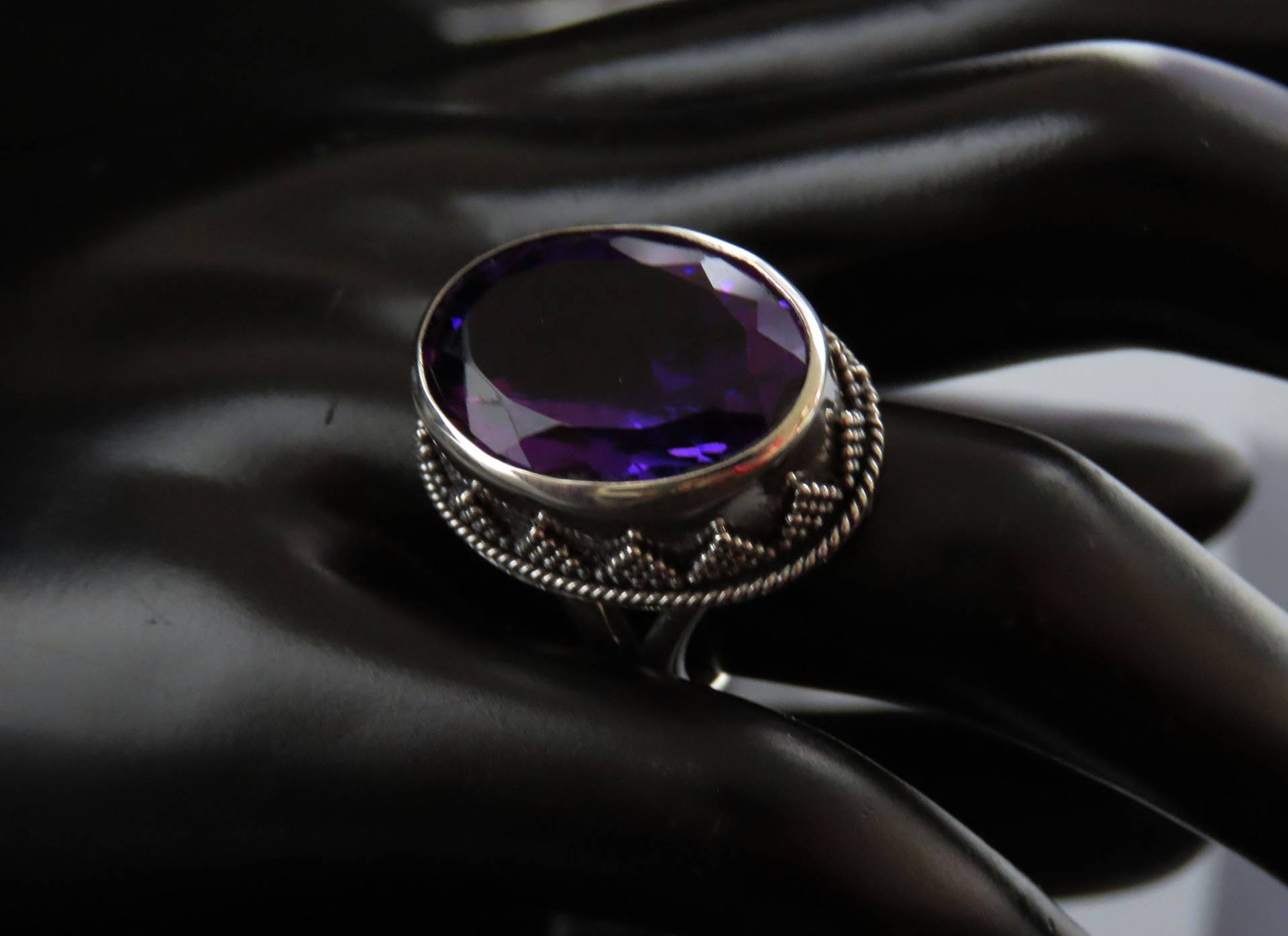 sterling Silber, Amethyst Edelstein, Bali Jawan, Edelstein Ring von BuwanaJewelry