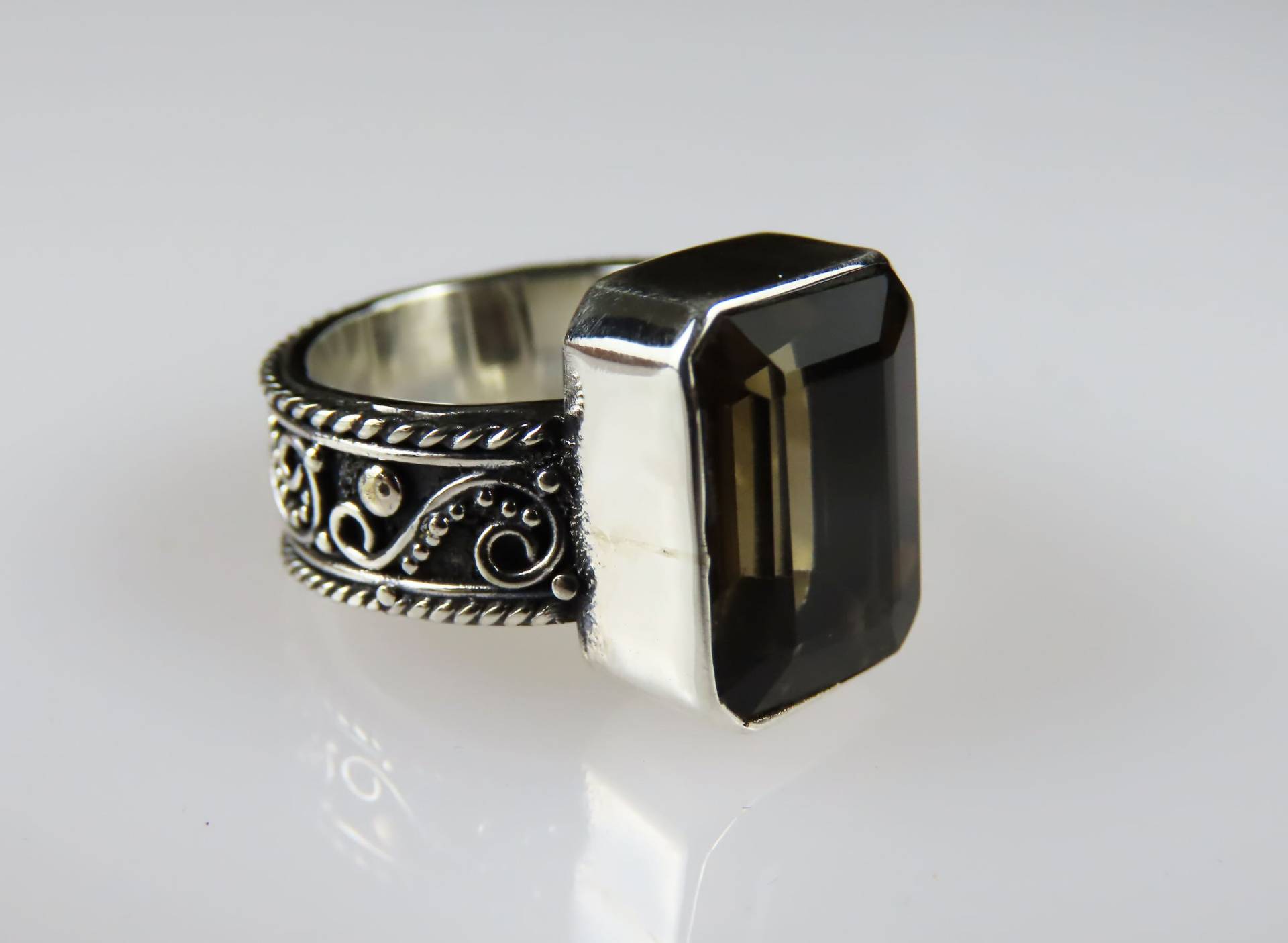 sterling Silber, Rauchquarz, Rechteck Form, Edelstein Ring von BuwanaJewelry