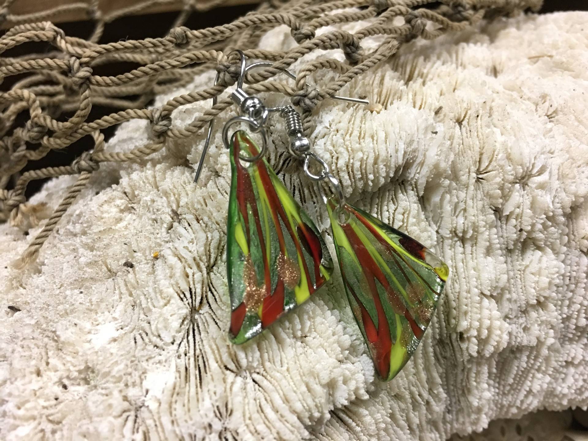 Glass Fish Tail Ohrringe Handgemachter Strandschmuck von BuyAFairytale