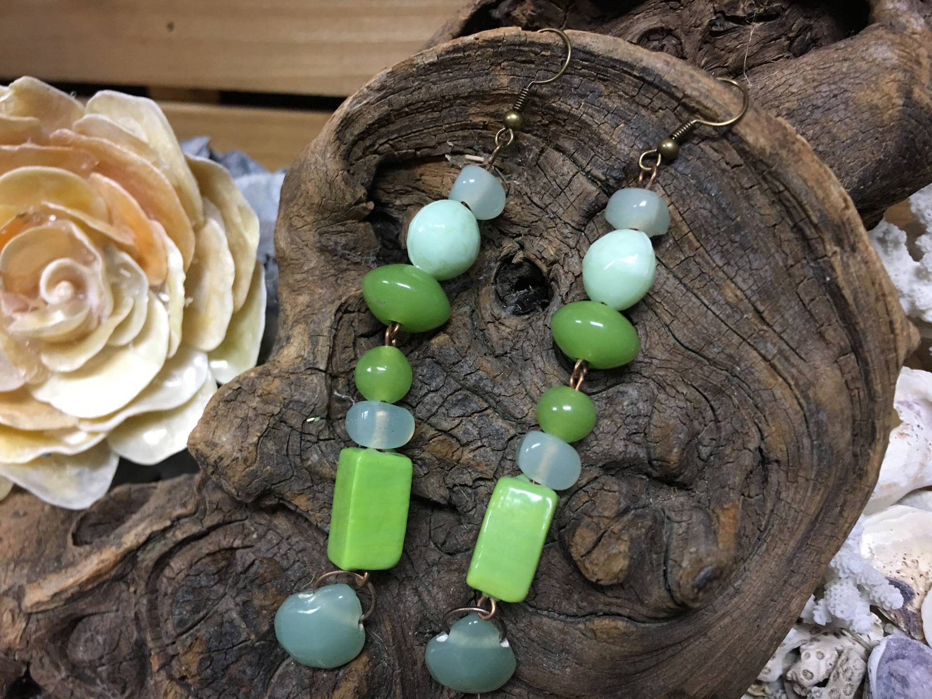 Vintage Grüne Glasperlen-Ohrringe von BuyAFairytale