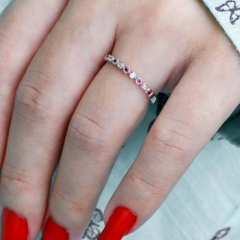 Rosa Saphir Ehering/ Natürlicher Diamant Hochzeitsring/Halbe Ewigkeit Band Solides 14K 18K Gold Dünner Stapelring Personalisiert Rosa Saphir Ehering/ Natürlicher Diamant Hochzeitsring/Halbe Ewigkeit Band Solides 14K 18K Gold Dünner Stapelring Personalisiert von BuyArtJewels