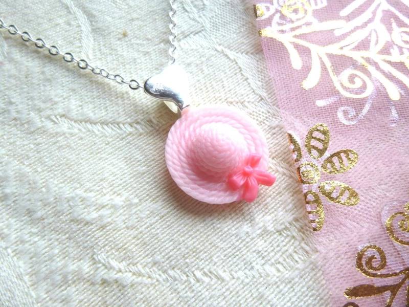 Osterhasen-Hut-Halskette Kleines Mädchen Schmuck von BuyMeBling