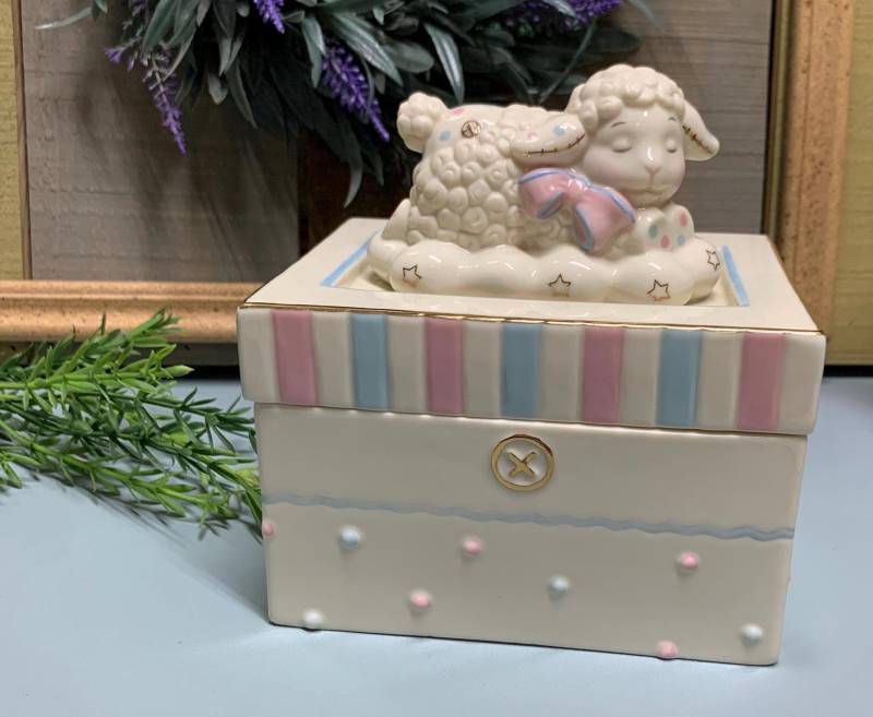 Lenox Lazy Lambs Keramik Box Mit Deckel von BuyMySistersJunk