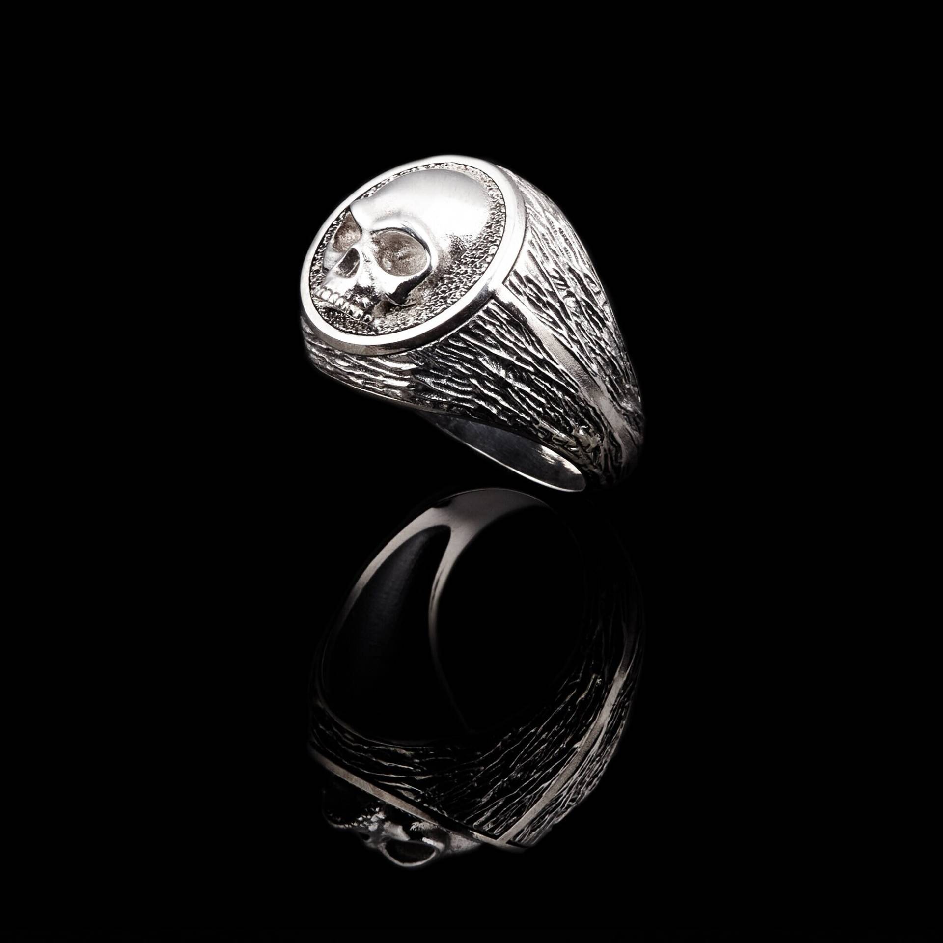 Silber Schädel Ring, Schmuck Für Männer, Baumrinde Biker Oxidiert Strukturierte Geschenk Des Vaters, Freund, Ihn von ByAynalJewelry