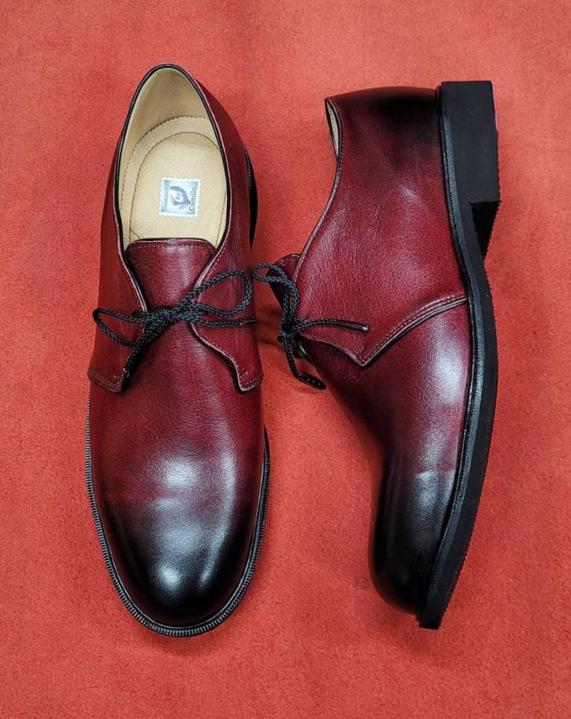 Neue Mode Eine Öse Derby Schuh Stil, Handgefertigte Patina Arbeit Neue Mode Eine Öse Derby Schuh Stil, Handgefertigte Patina Arbeit von ByCamilos