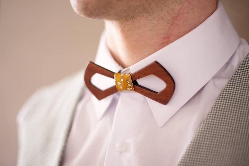 Hohle Fliege Aus Massivem Mahagoniholz Und Liberty Floral/Kostümzubehör Herrenhochzeit von ByHeloise