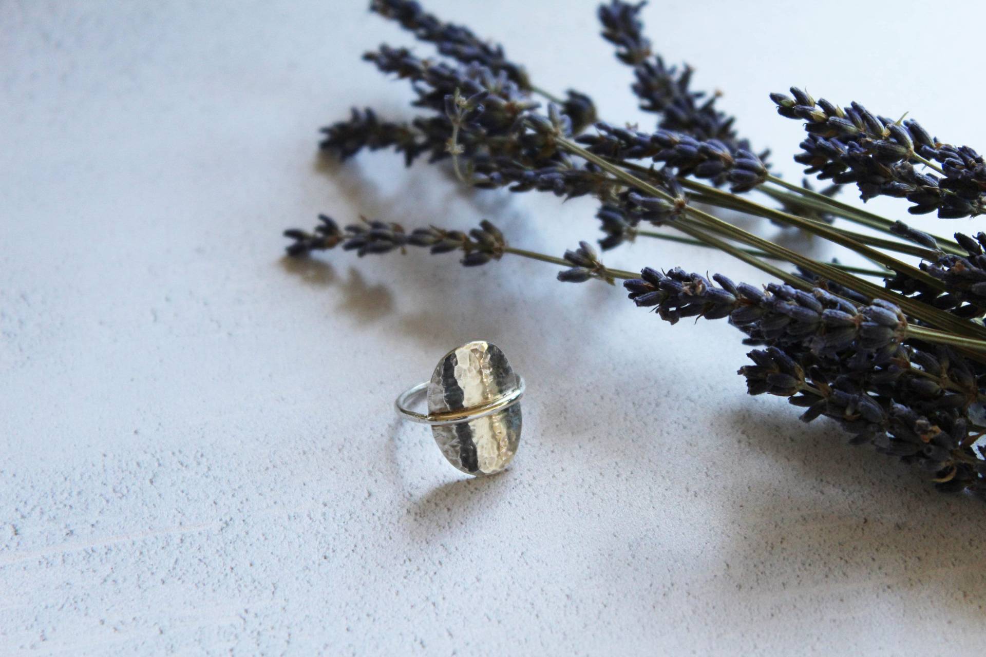 Handmade Sterling Silber Strukturierte Gehämmert/Links Klobige Ring Handmade Sterling Silber Strukturierte Gehämmert/Links Klobige Ring von ByImogenRose