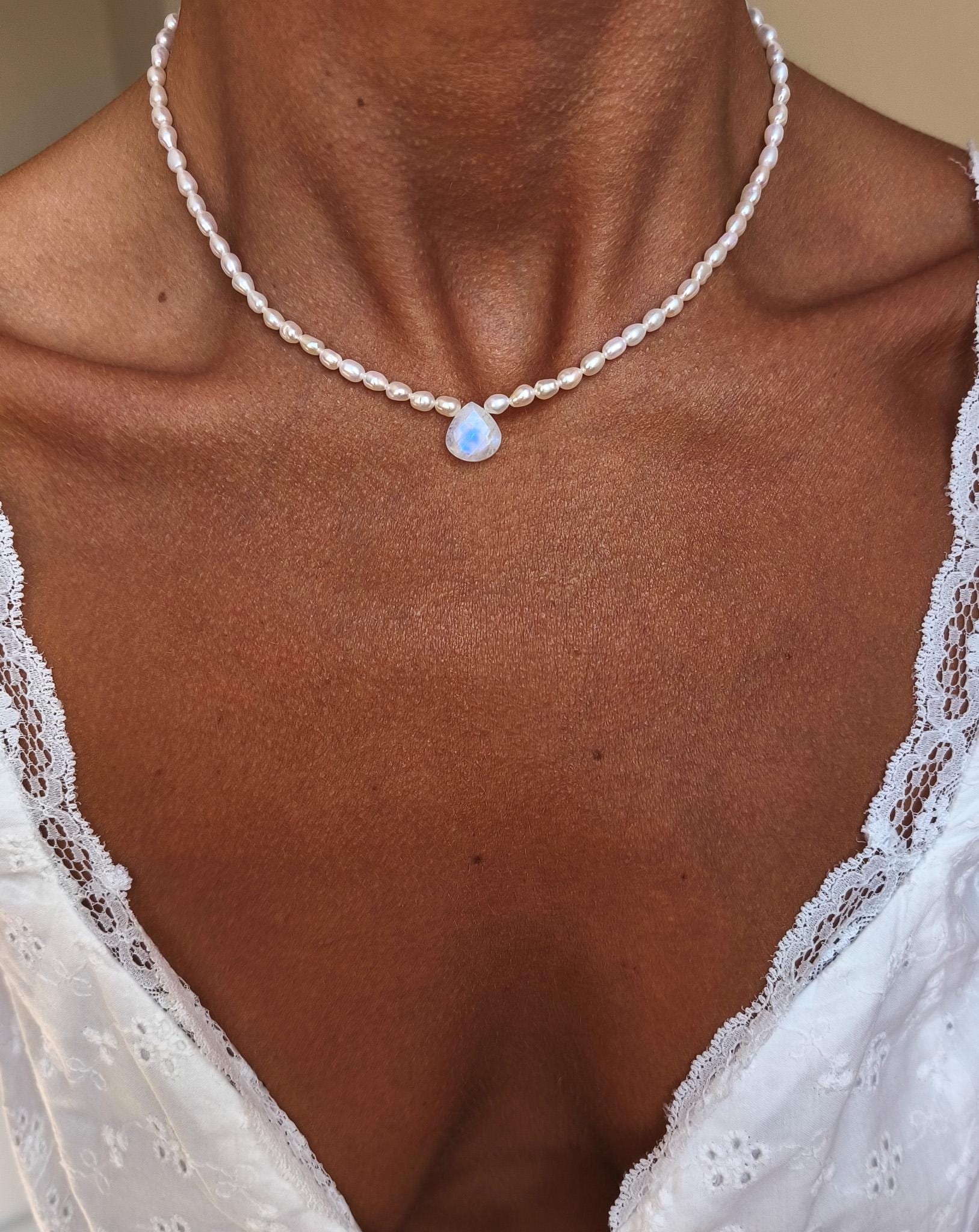 Mondstein Perlenkette, Hochzeit Kette, Boho Schmuck, Charme, Juni Geburtsstein, Geburtsstein Halskette, Echte Perlenkette Mondstein Perlenkette, Hochzeit Kette, Boho Schmuck, Charme, Juni Geburtsstein, Geburtsstein Halskette, Echte Perlenkette von ByIsabelleDesign